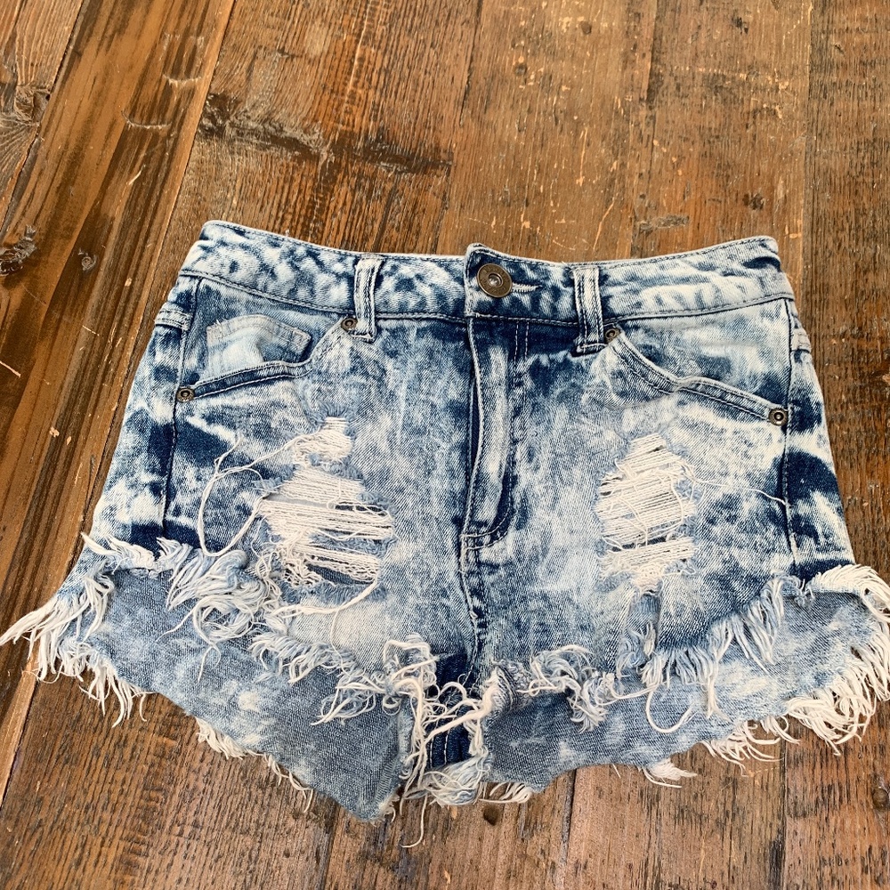 Rewash Distressed Mid Rise Jean Shorts